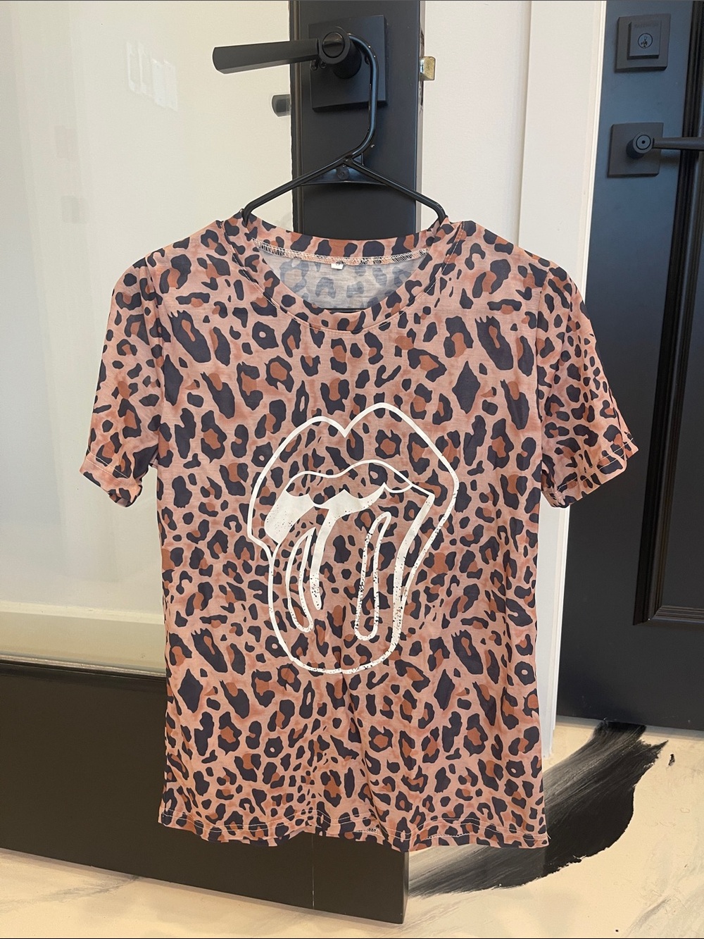 SHEIN brown Leopard Print Short Sleeve Tee